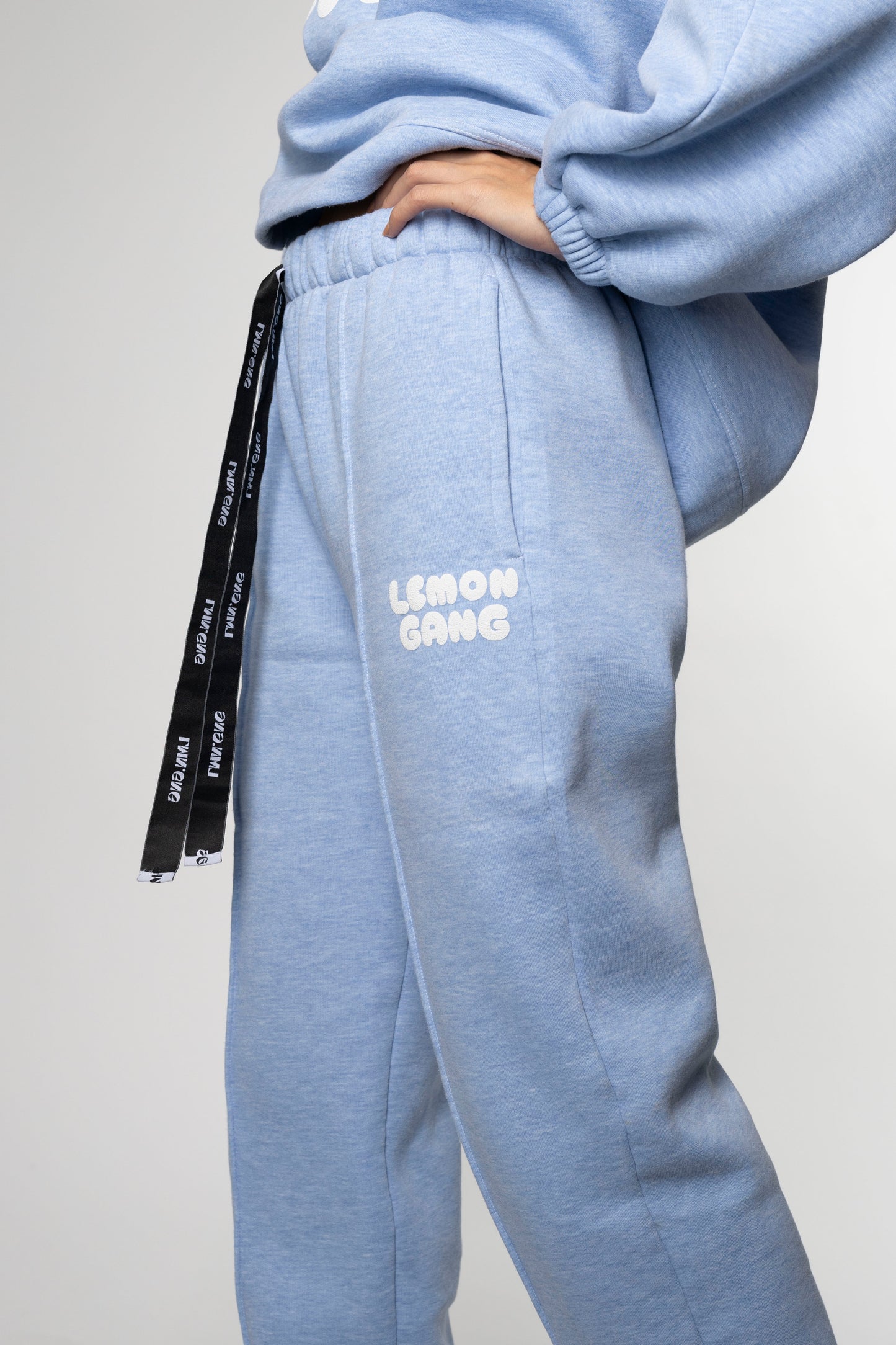 ZION LIGHT BLUE WOMAN