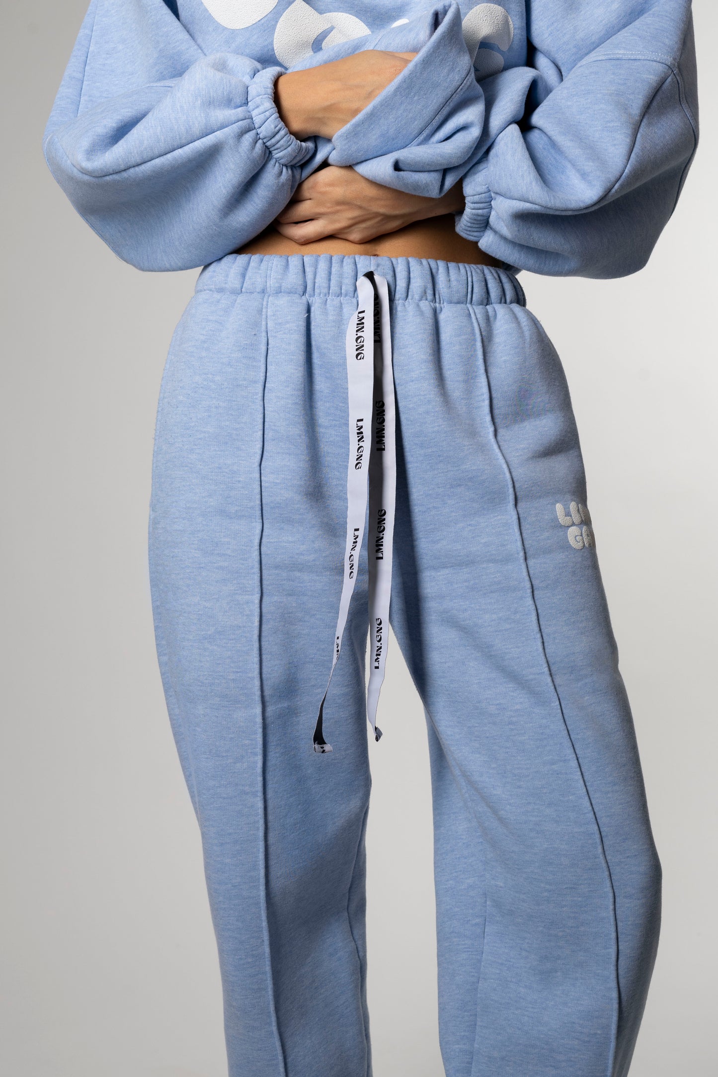 ZION LIGHT BLUE WOMAN