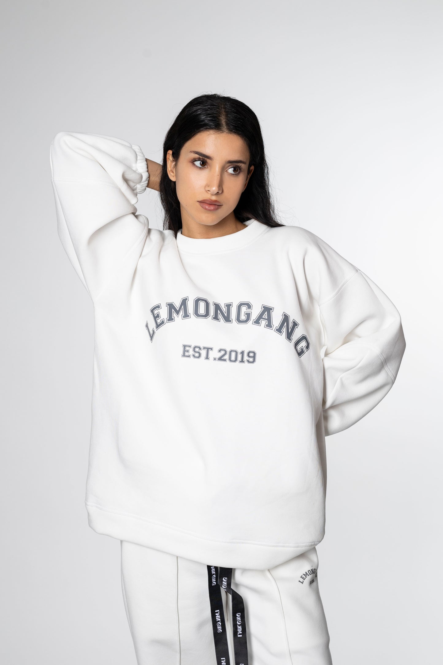 ZION OFF WHITE WOMAN